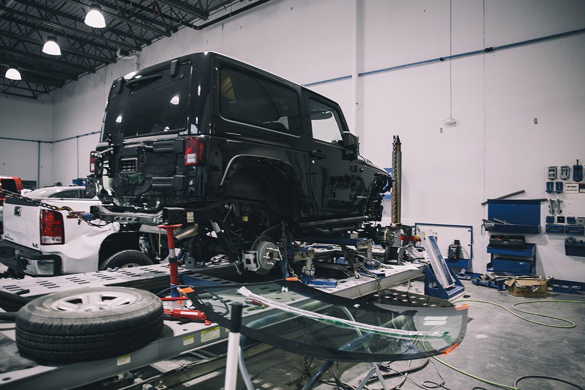 An Ultimate Guide to Choose the Auto Body Repair Shop | by United Collision Specialists | Oct, 2022 | Medium