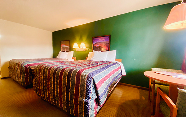 Find the best luxury Motel in Monticello within budget