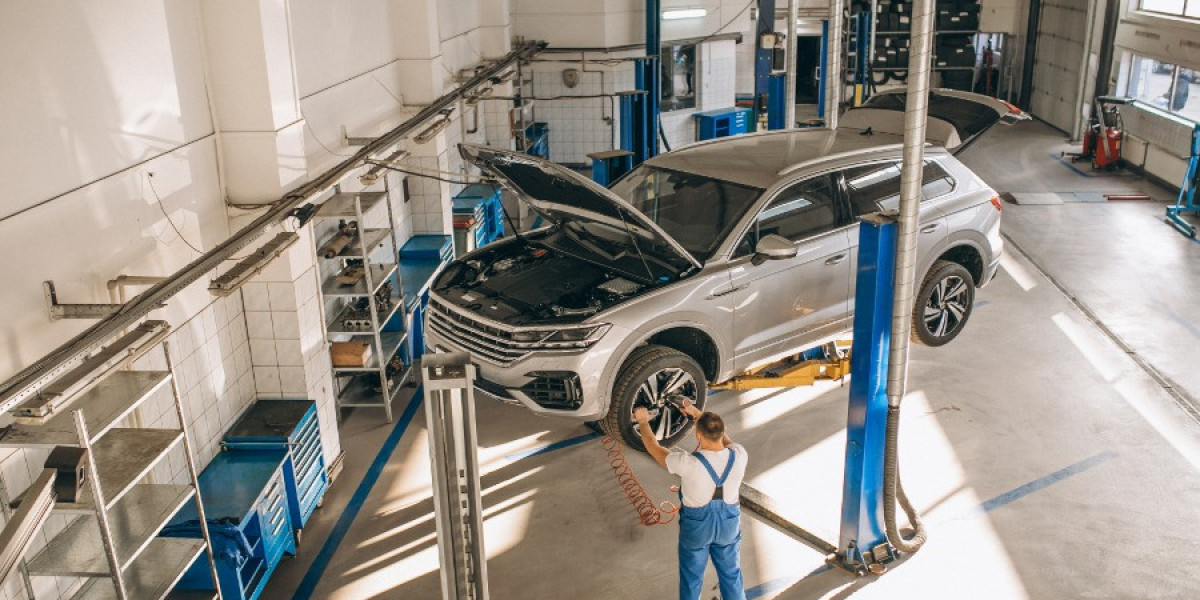 The Best Car Garages in Dubai: Your Ultimate Guide to Car Maintenance and Repairs