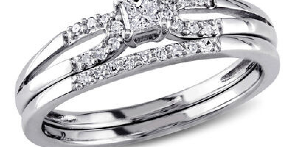 "Sparkling Love on a Budget: Affordable Engagement Rings under $1000"