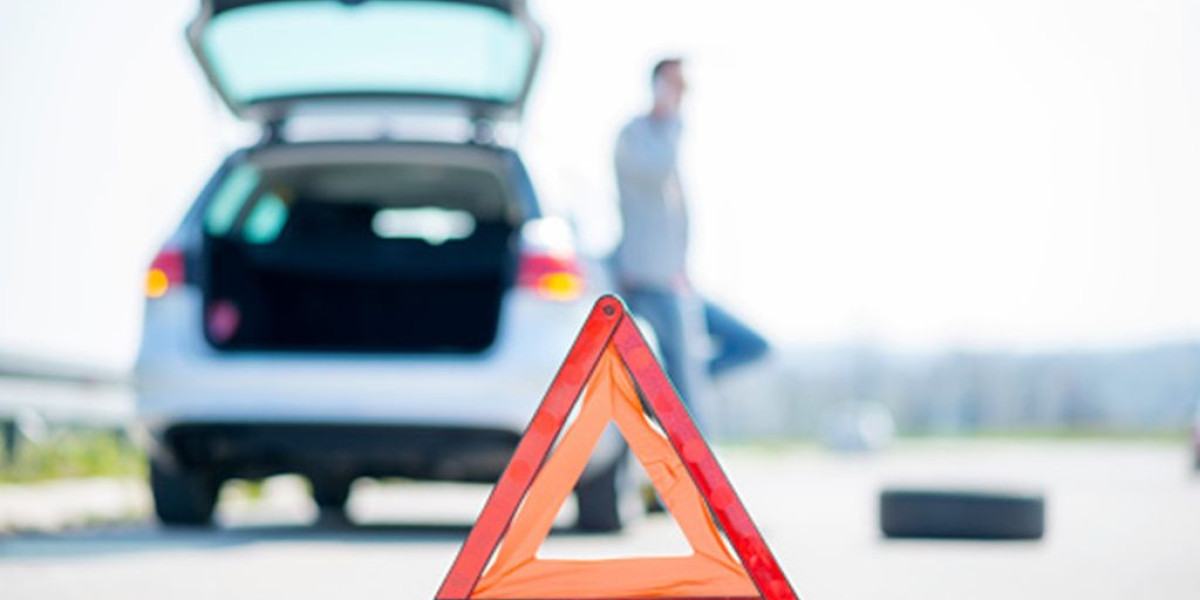 Exploring the Benefits of Roadside Assistance Services