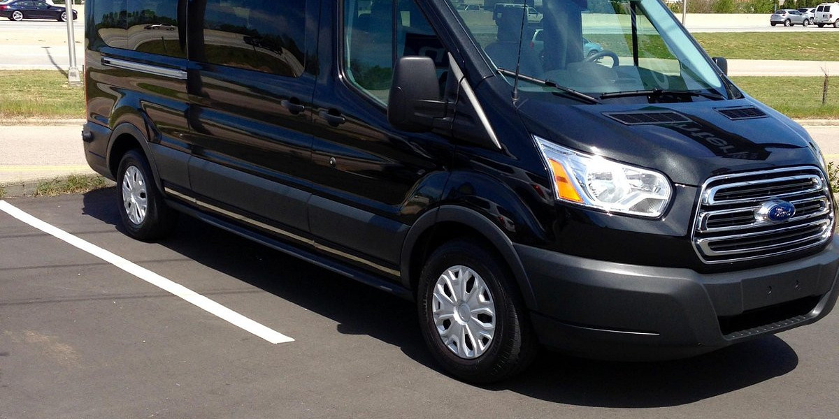 Elevate Your Corporate Travel Experience with System Shuttle Miami