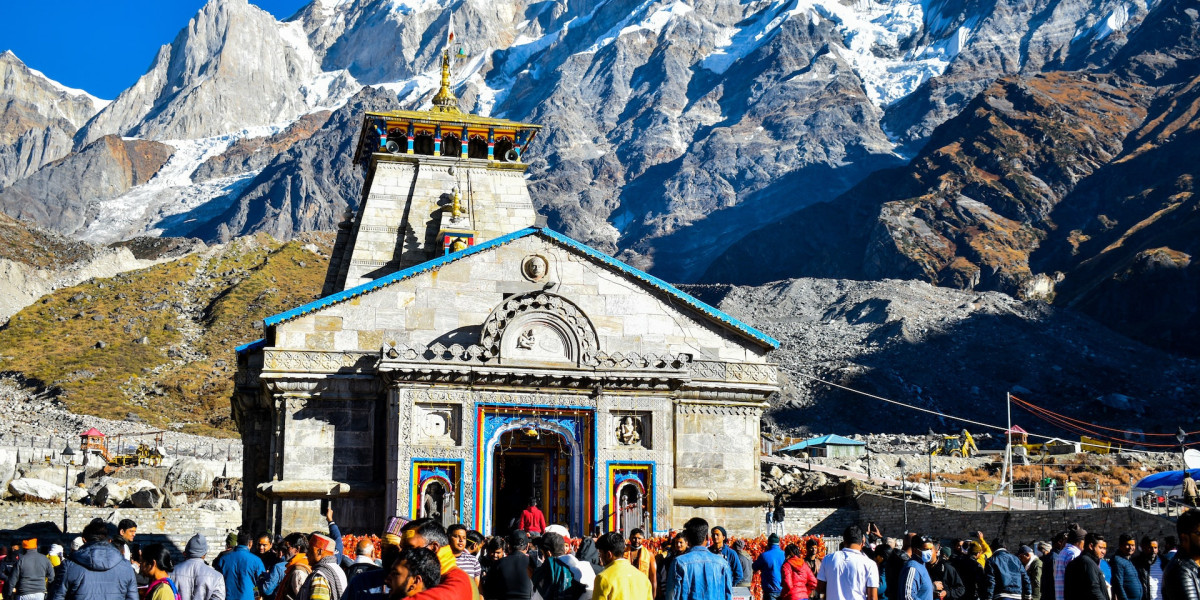 Unveiling the Ultimate Guide to Kedarnath Helicopter Service: Seamless Pilgrimage Experiences Await