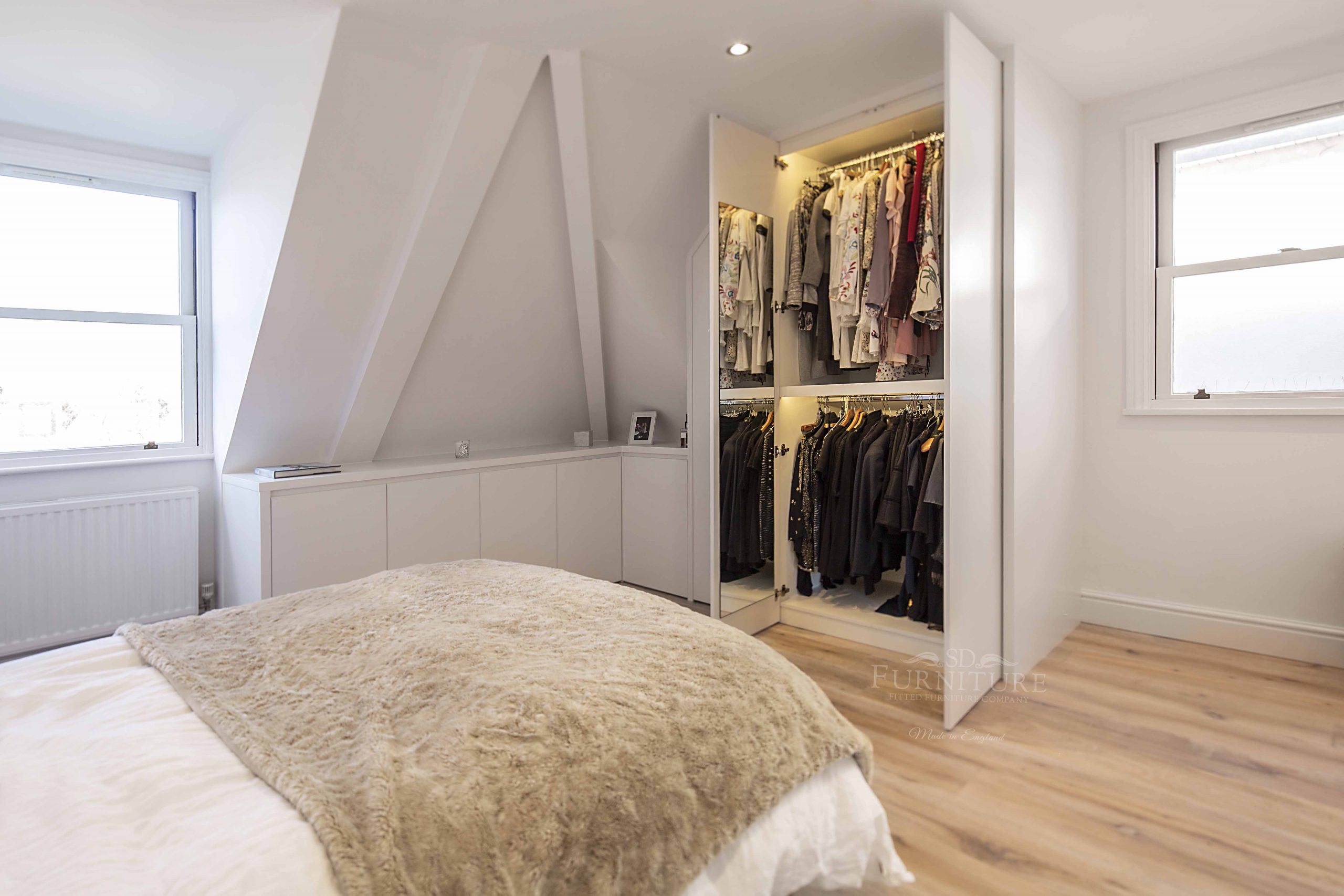 Bespoke Fitted Wardrobes in London, Surrey | Made to Measure | SDFurniture