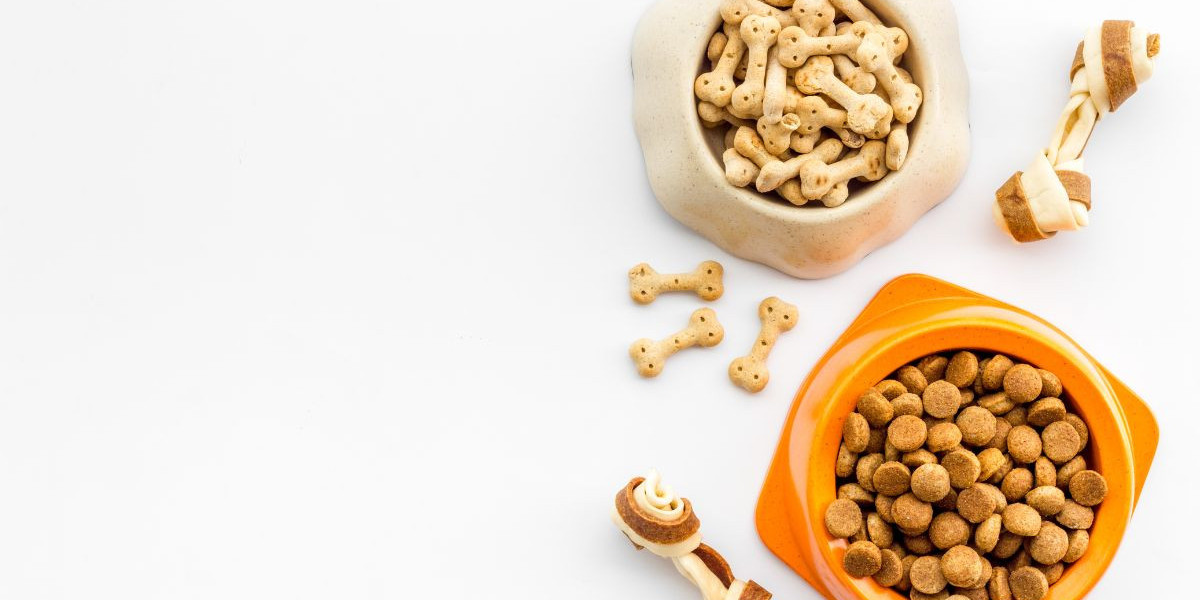 A Deep Dive into The Canada Pet Food Market Size, Share, Trends, Growth and Analysis 2024-2032