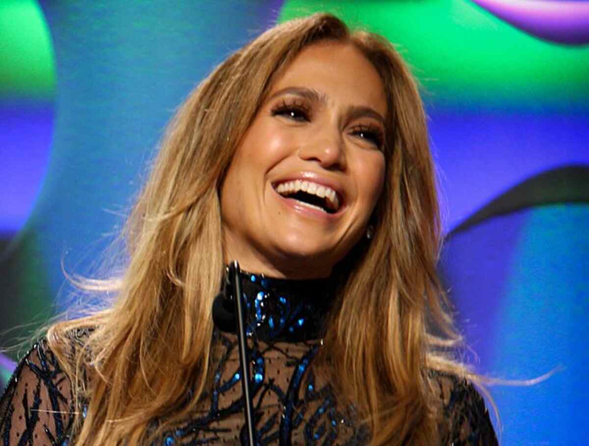 The Jennifer Lopez Feet | Style, Shoes, and Beauty Secrets
