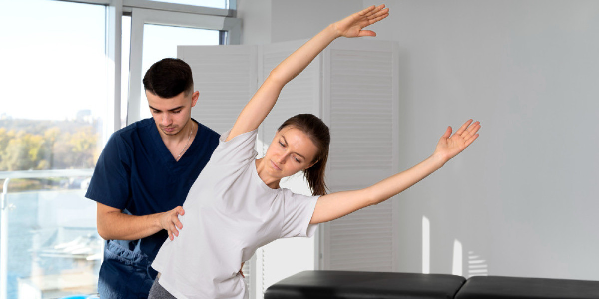 Back Pain Relief: The Role of a Physical Therapist
