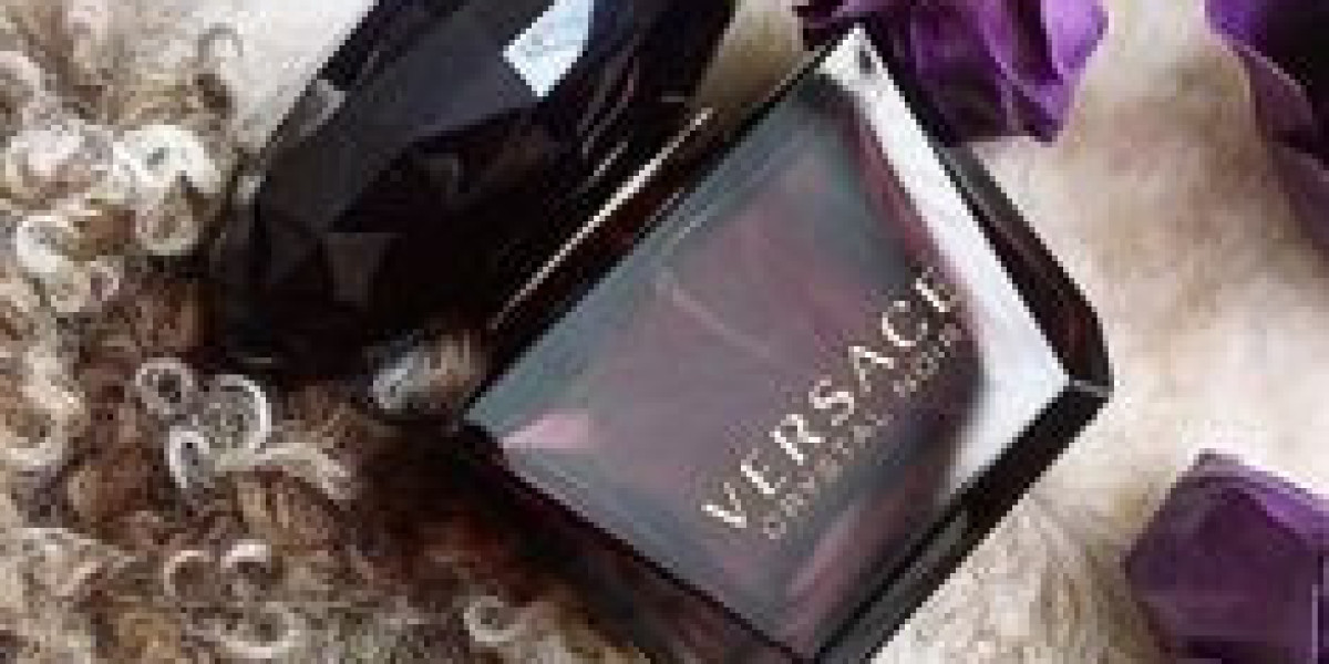 Versace Crystal Noir Women's Perfume