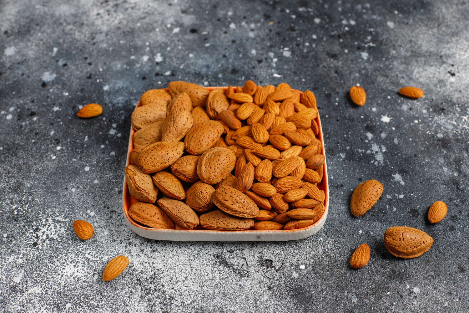 Almonds Supplier: The Role of Quality Assurance in Supply