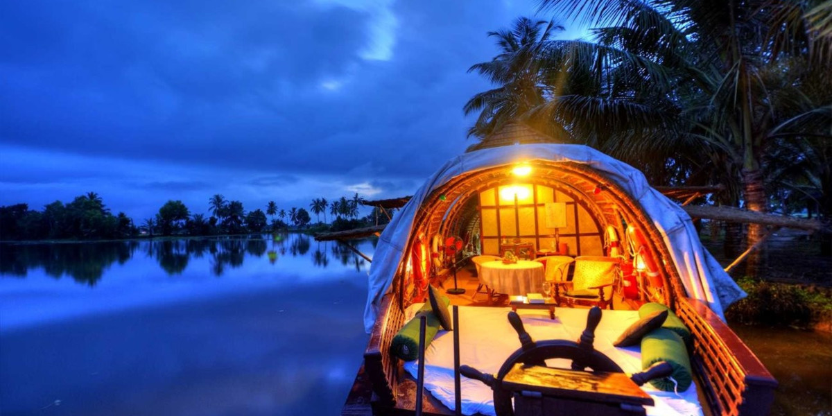 Discover the Ultimate House Boats in Alleppey Experience with ATDC