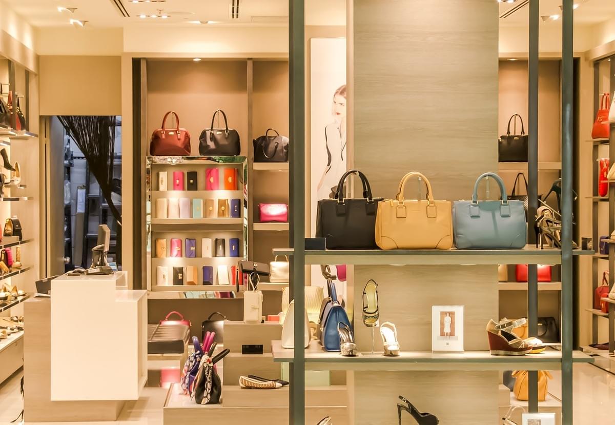 Transform Your Retail Space with the Best Showroom Inte...