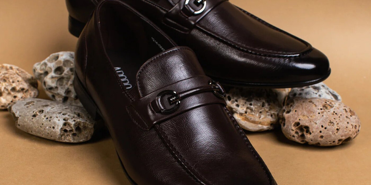 The Upcoming Adoro Trends in Formal and Casual Shoes for Men: The Future of Men's Footwear