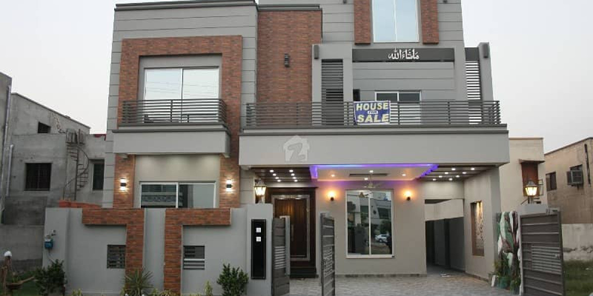 Cozy and Comfortable: 5 Marla House for Sale in Citi Housing Sialkot