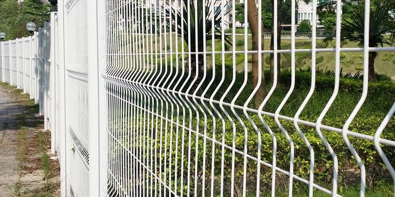 Steel Fencing | Wire Fence Panels | Welded Mesh Manufacturer