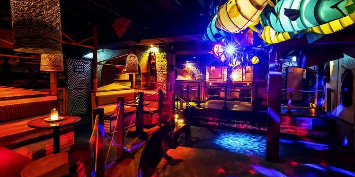 Enjoy the Best Bars and Clubs Near Medusa Hotel