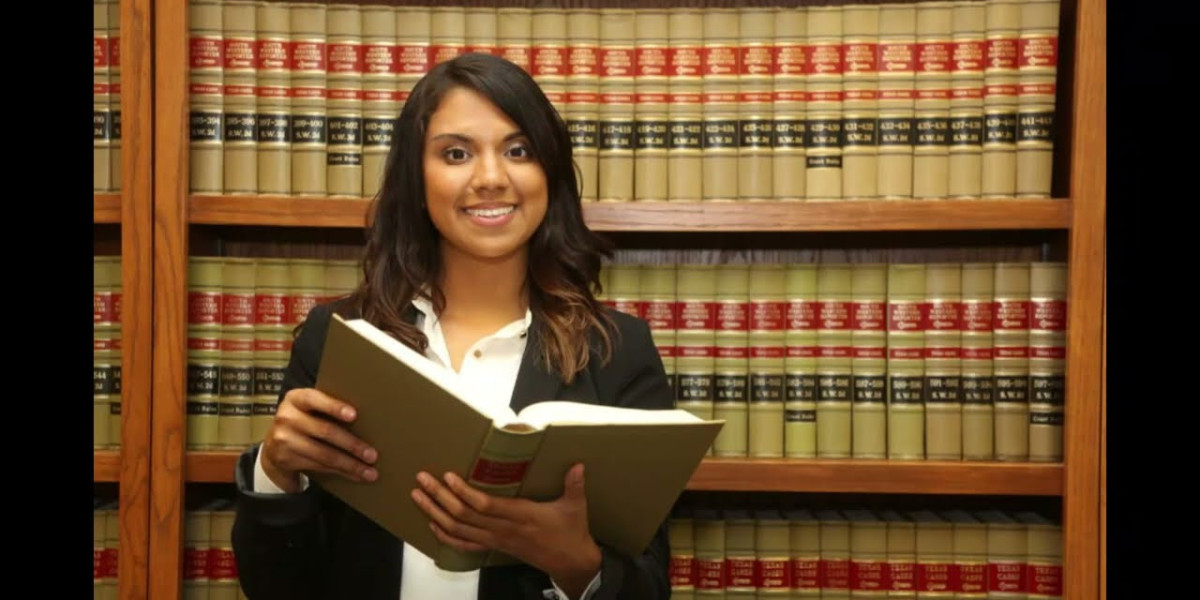 Studying Law in India: A Gateway to Diverse Career Opportunities and Global Connections