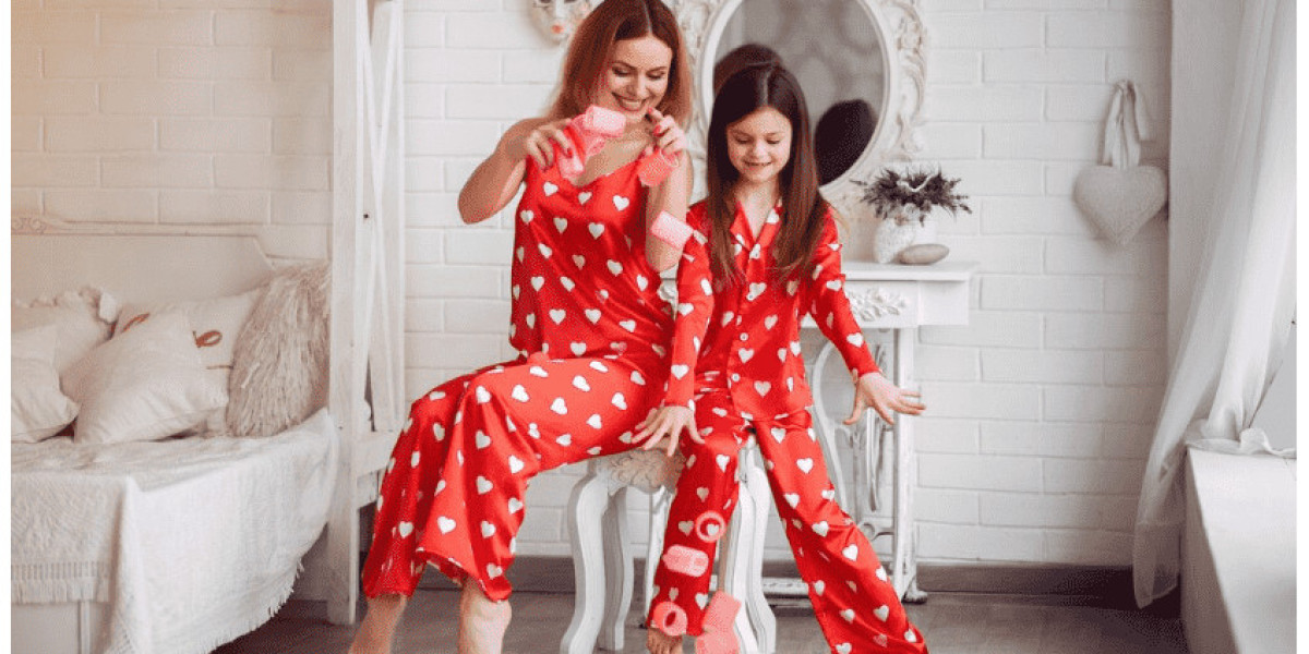 Elevate Your Comfort with the Ideal Maternity Pajama Set