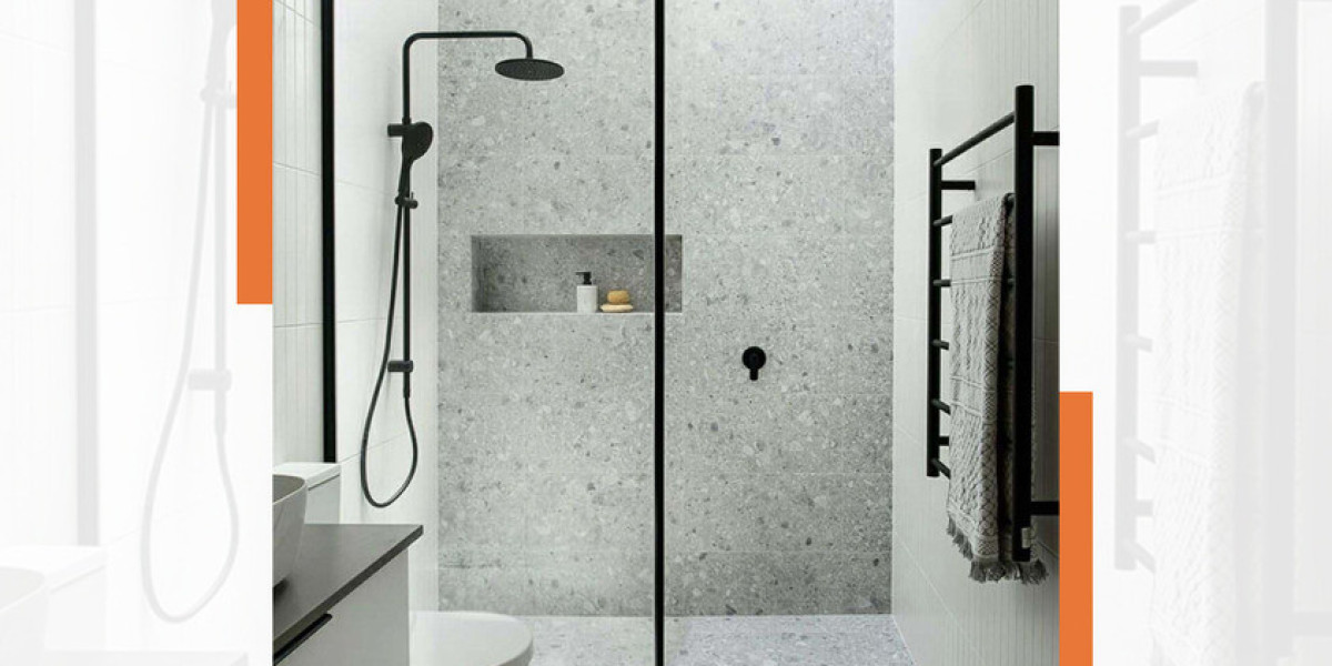 Glass divider in bathroom