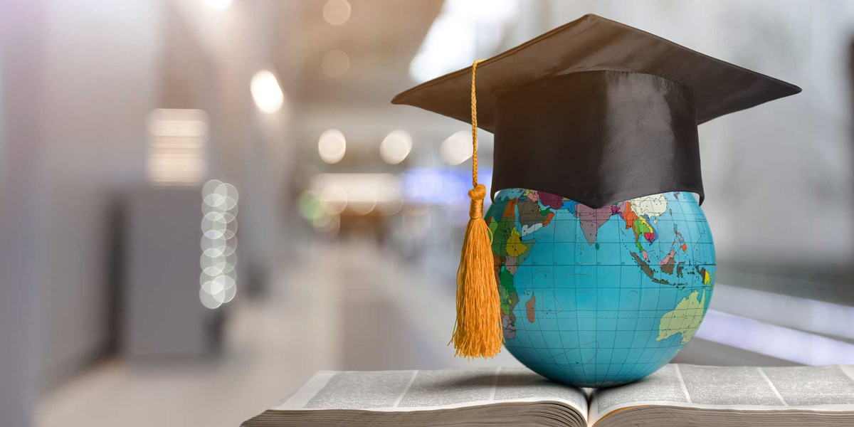 Why Choosing an Overseas Education Consultant is Essential for Your Study Abroad Journey