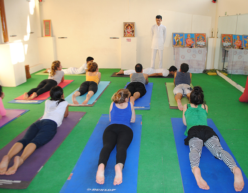 Daily Drop-In Yoga Classes In Rishikesh - Hatha Ashtanga Yoga Classes