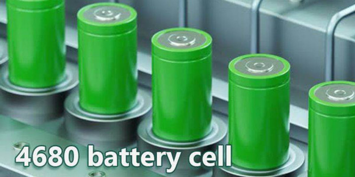 The 4680 Battery: Technical Specifications Comparison with Traditional Batteries, Market Trends, and Future Potential