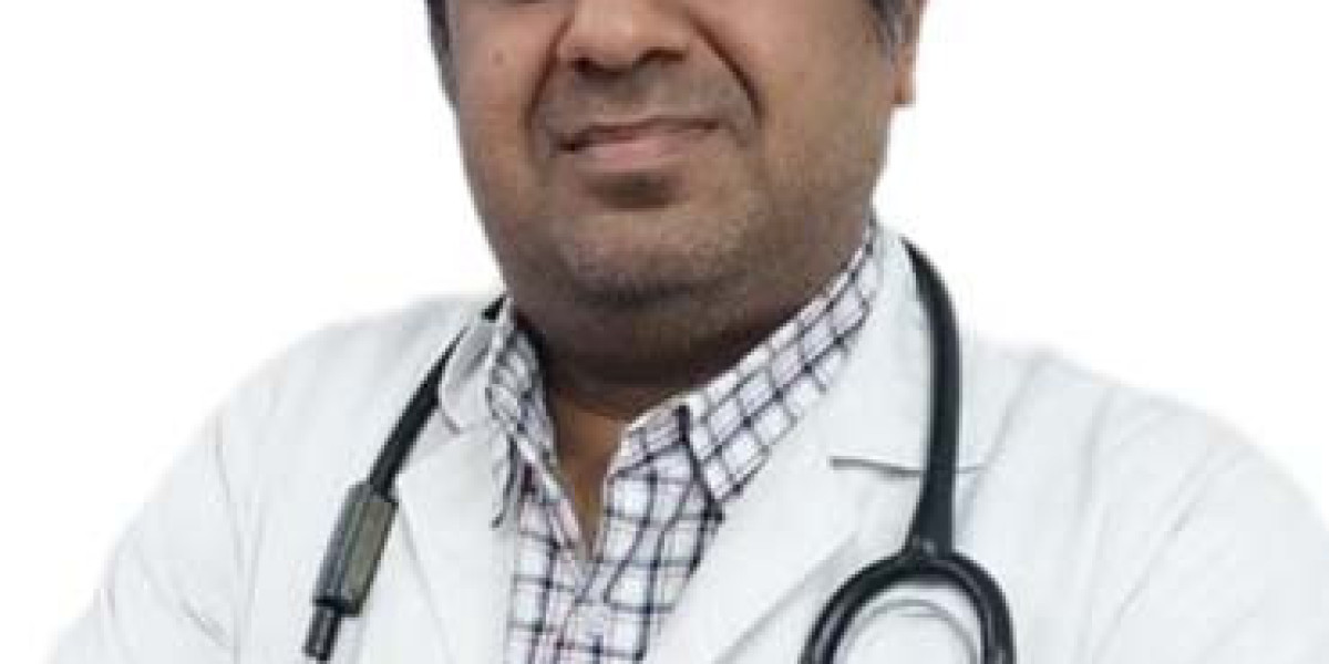 Dr. Sumit Goyal: Best Pediatrician & Neonatologist in Zirakpur | Motherhood Hospitals