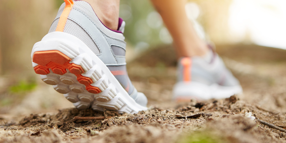 The Ultimate Guide to Choosing the Best Walking Shoes