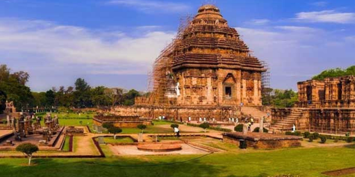 Unveil the Best Bhubaneswar Puri Konark Chilika Lake Tour Package 2024