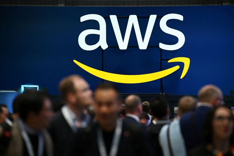 Amazon to Invest £8 Billion in UK, Continuing AWS Expansion