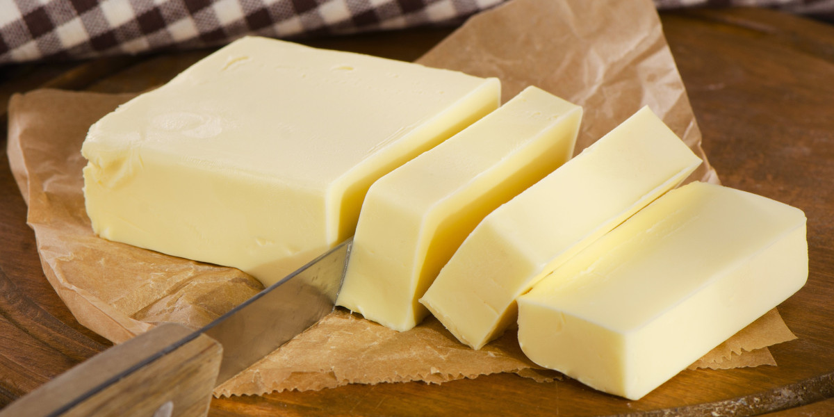 Why Custom Butter Paper Is Essential for Every Bakery