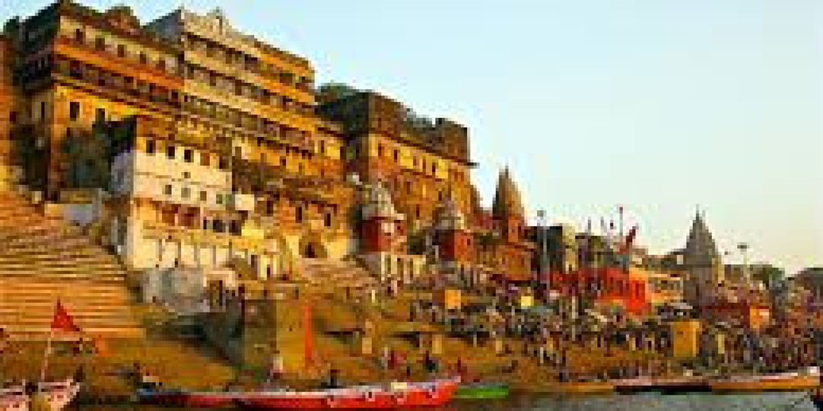 Discover the Sacred Varanasi Tour Package: A Spiritual Experience of a Lifetime