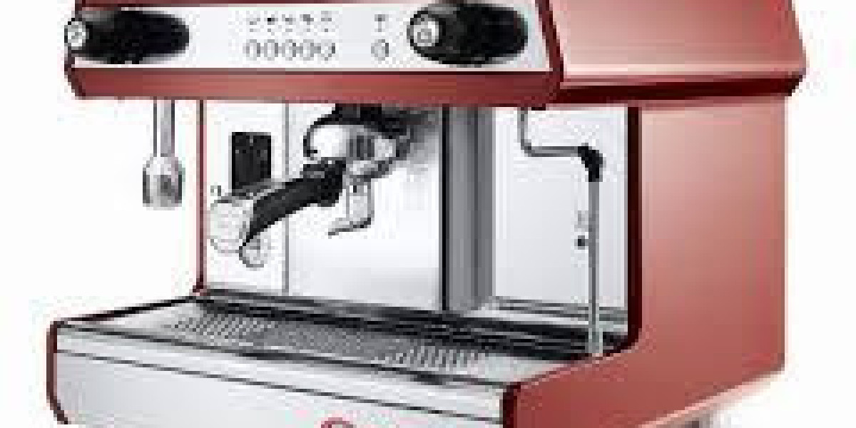 Discovering the Semi-Automatic Coffee Machine: A Perfect Balance of Control and Convenience