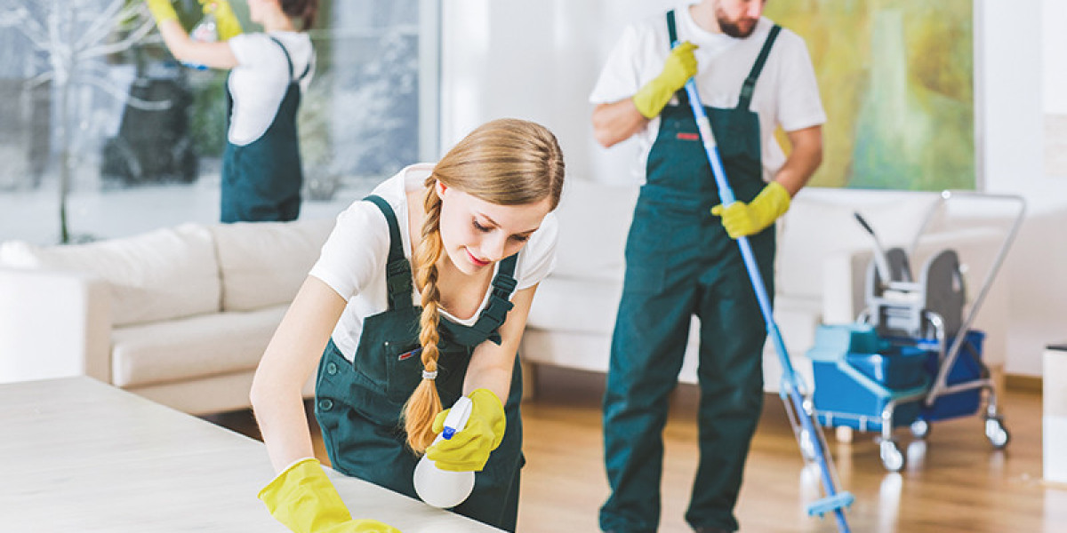 Professional Commercial Cleaning Lansing Services for a Pristine Workspace