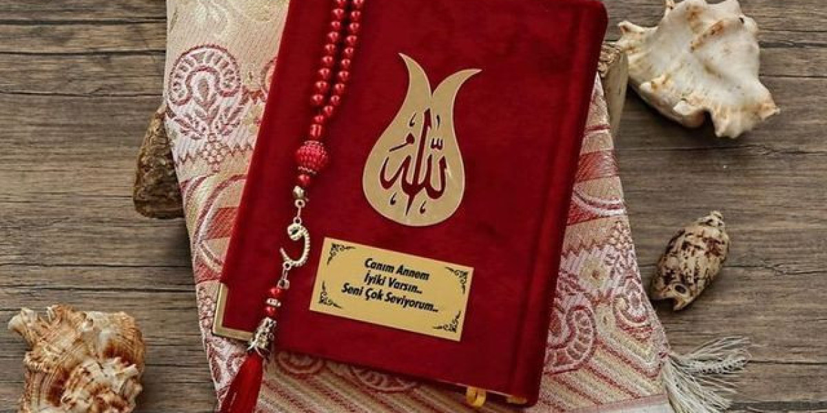 Unlock the Doors to Quranic Knowledge with an Online Quran Academy USA