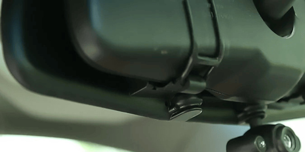 Top 5 Benefits of Using a Rear View Camera for Your Car