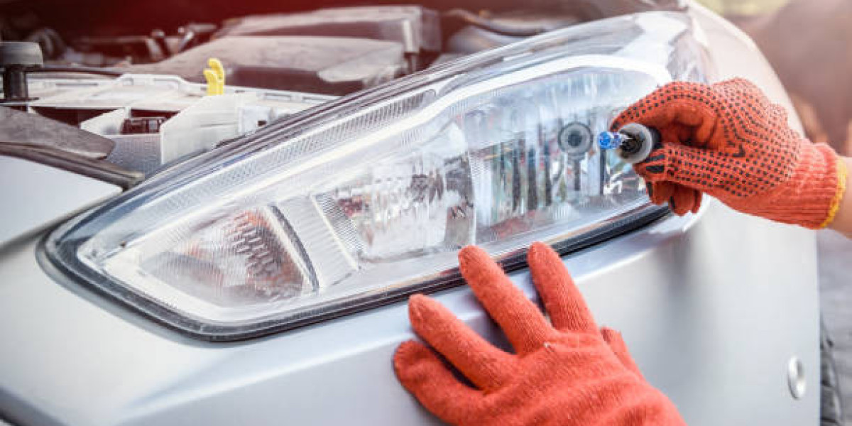 The Benefits of Car Headlight Restoration