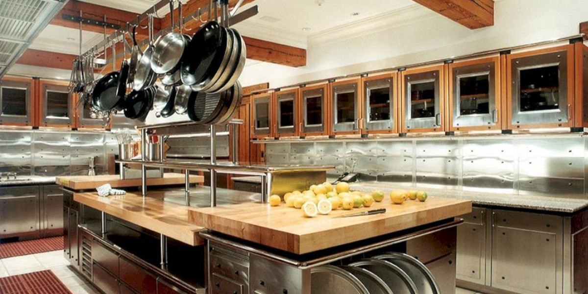 Professional Kitchen Design Services: Creating Functional and Stylish Culinary Spaces