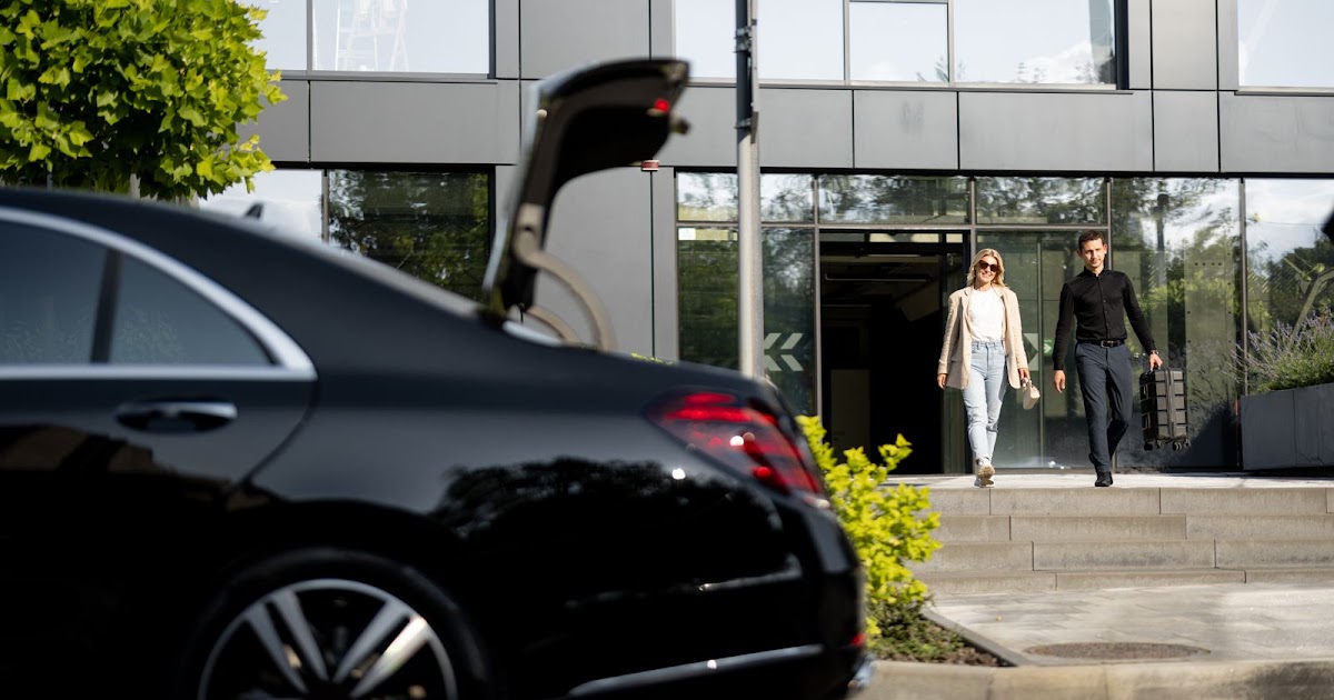 Why Airport Transfers Are a Smart Choice for Business Travelers in Frankfurt