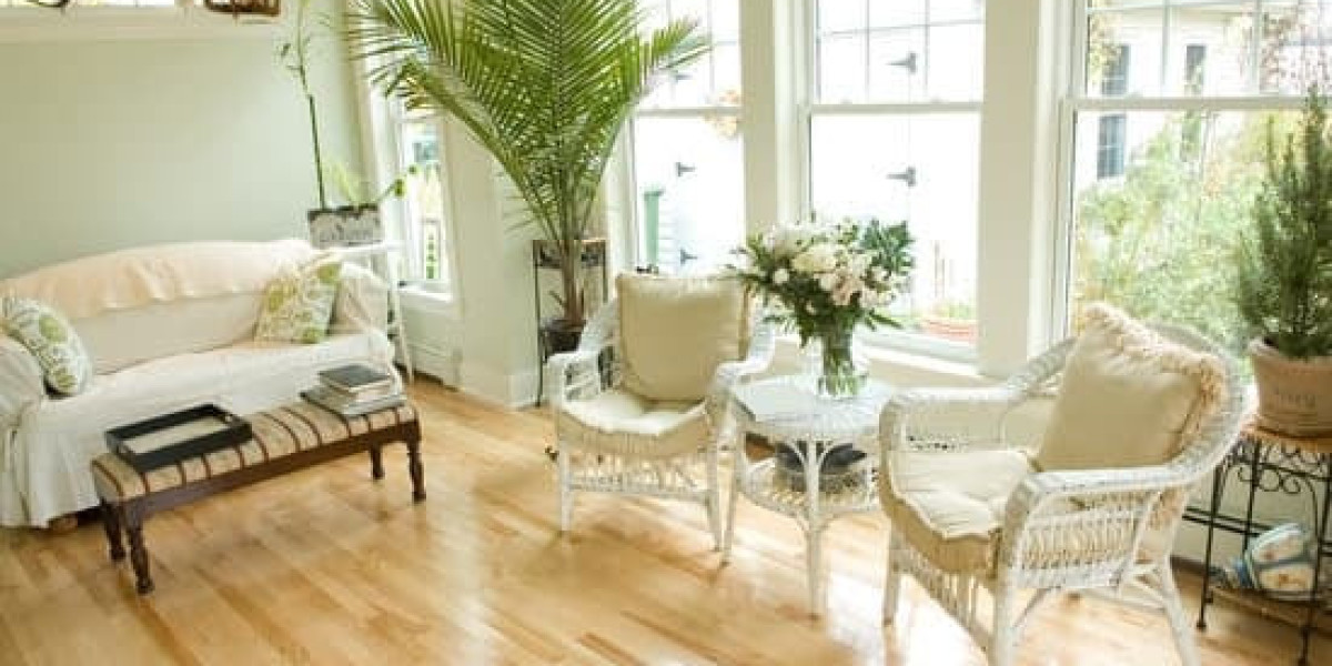 Expert Sun Room Installers: Transform Your Home with Sunroom Season