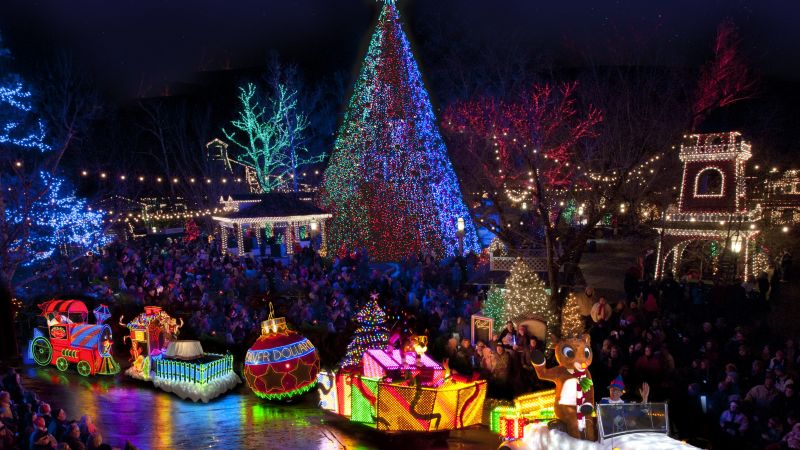 Top Christmas Places in the USA to Visit in 2024