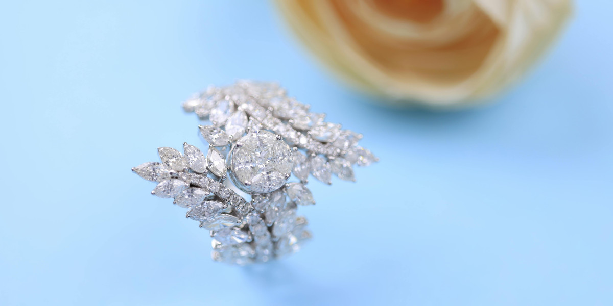 Marquise Moissanite Rings: The Ethical Choice for a Timeless Piece of Jewelry