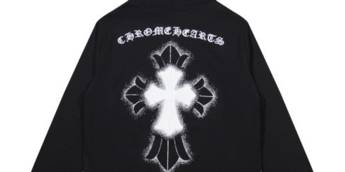 Chic, bold, and iconic – Chrome Hearts Hoodie