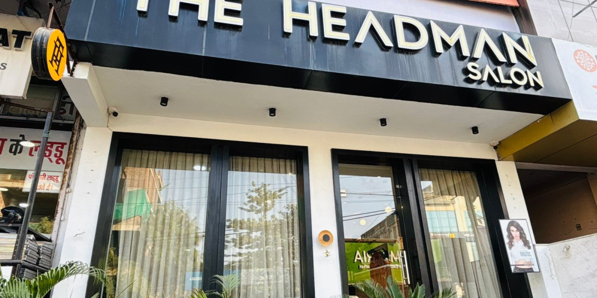 Best Makeup Artist in Jaipur | The Headman Salon