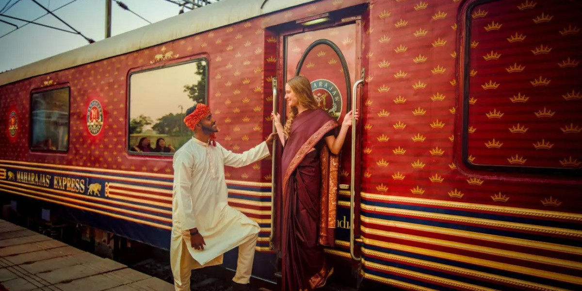 A Regal Visual Tour of the Maharaja Express Luxury Train