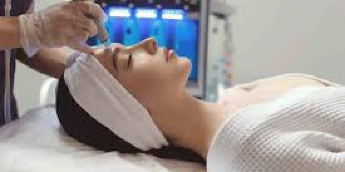 Riyadh’s Glow Revolution: HydraFacial is Here! ?