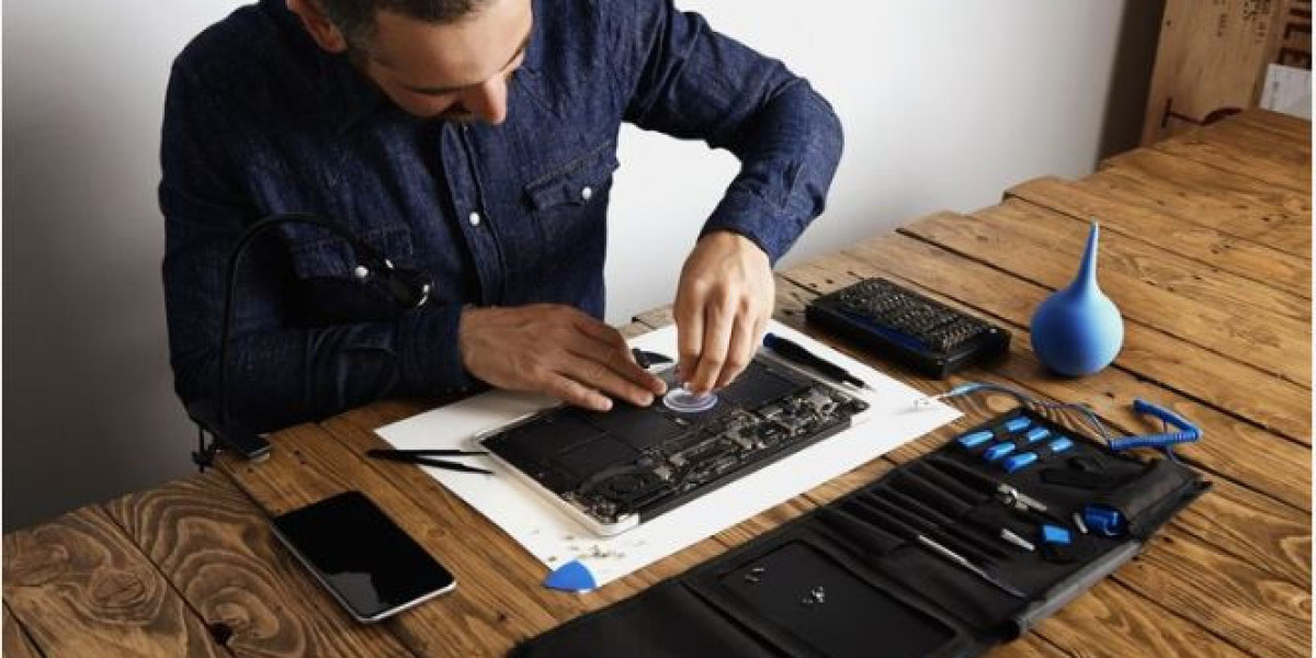 MacBook Screen Repair Cost: how much it can cost: