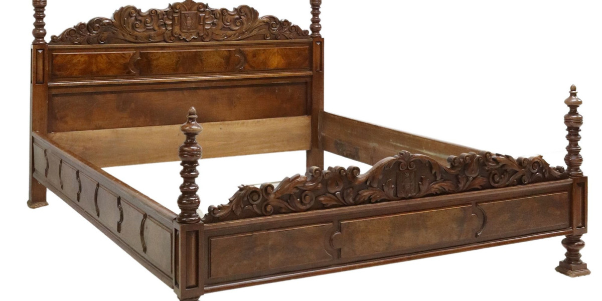 Where to Find the Best Vintage Queen Bed Frames at Online Auctions